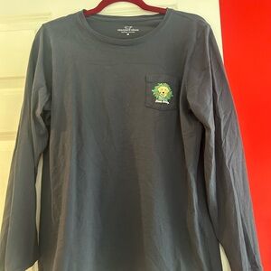 Vineyard Vines Charcoal Long Sleeve Men's Holiday Tee